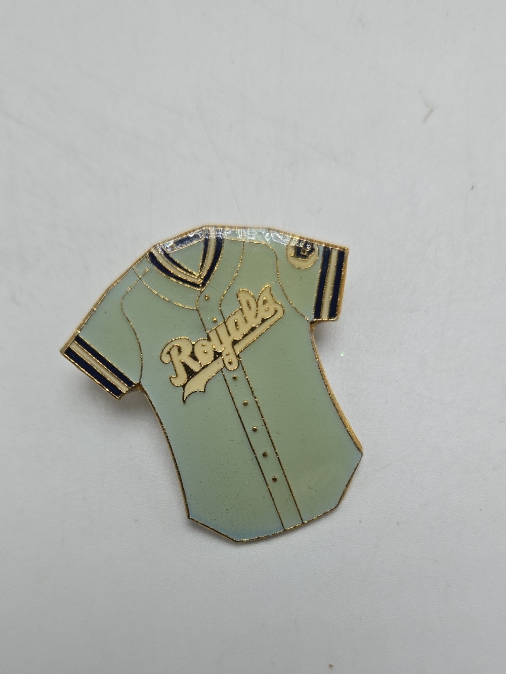 NWT 1985 MLB Kansas City Royals Lapel Pin Jersey Baseball Souvenir Pinback VTG